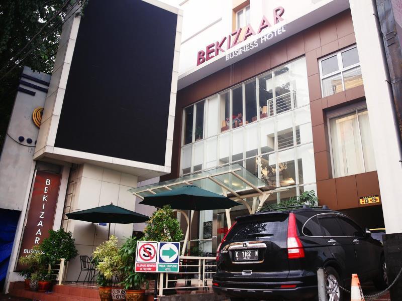 Bekizaar Hotel Surabaya Exteriör bild