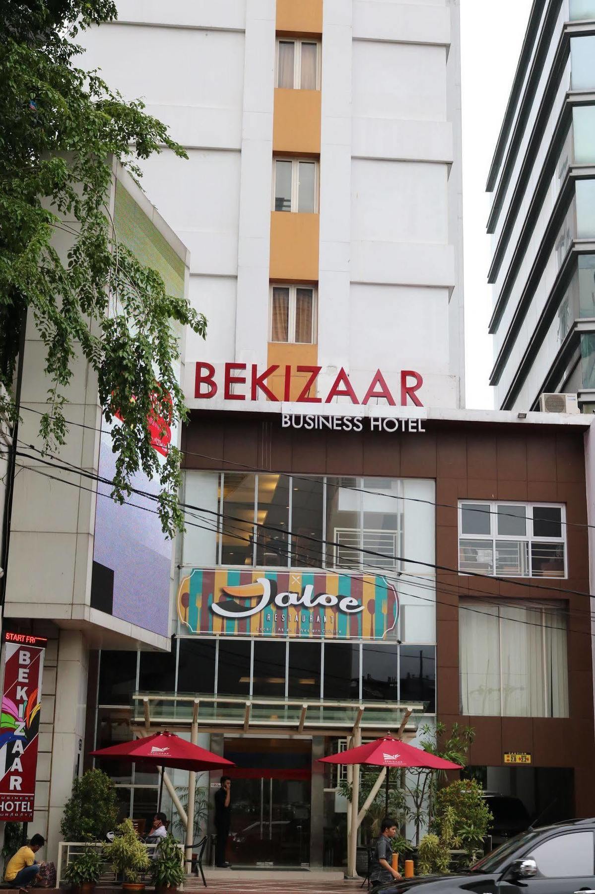 Bekizaar Hotel Surabaya Exteriör bild